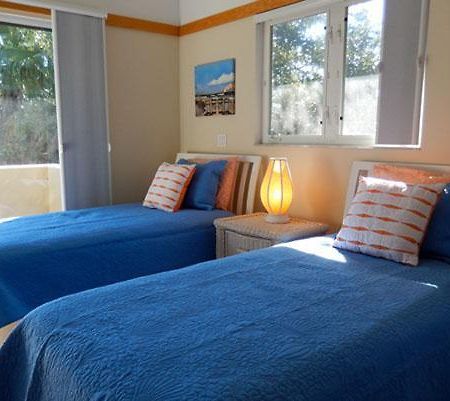 Serenity Four Bedroom Villa Холмс Бийч Екстериор снимка